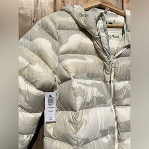 BNWT TNA Puffer Jacket